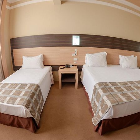 Hotel Executive Arapongas Экстерьер фото